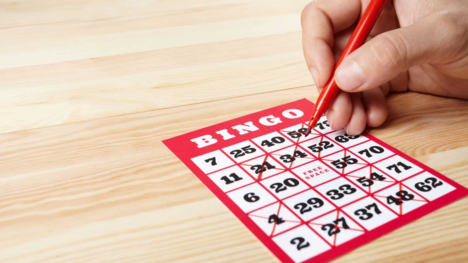 Bingo Laughs: 200+ Hilarious Jokes & Puns for Bingo Lovers!